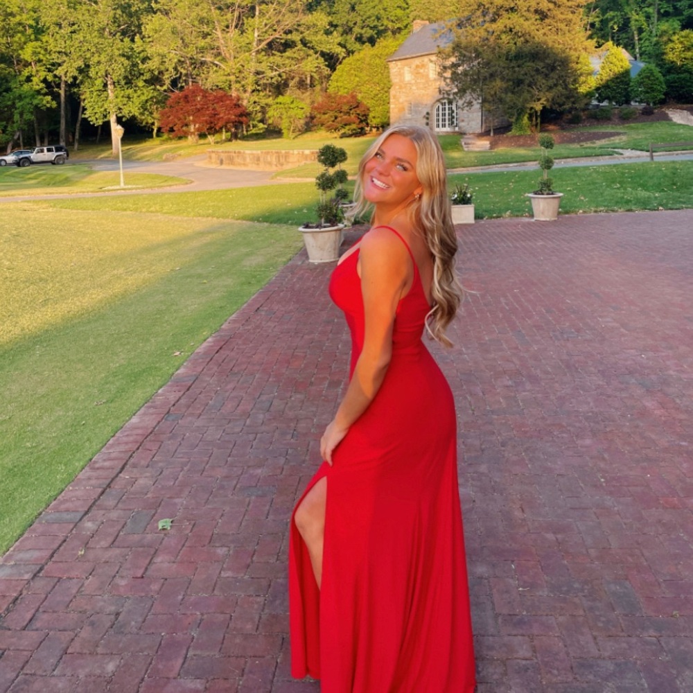 red prom desss